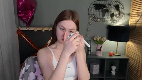 alettablacck online show from 10-31-25, 01:17