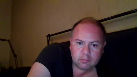 Snapshot of aleveg__101 chatting on 06-19-26, 04:28 aleveg__101 online show from 06-19-26, 04:28