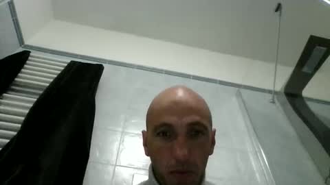 Snapshot of alex120475 chatting on 03-04-26, 08:42 alex120475 online show from 03-04-26, 08:42