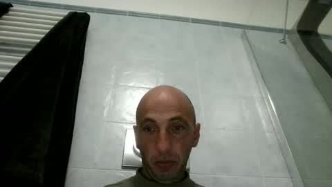 Snapshot of alex120475 chatting on 03-10-26, 09:03 alex120475 online show from 03-10-26, 09:03