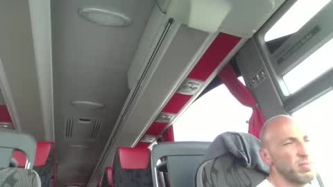 Snapshot of alex120475 chatting on 04-10-26, 02:44 alex120475 online show from 04-10-26, 02:44