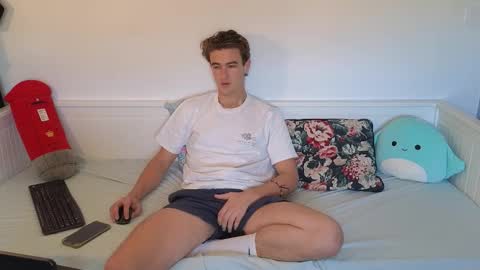 Alex83530 online show from 12-15-25, 08:51