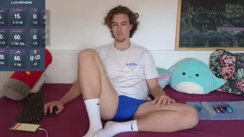 Snapshot of alex83530 chatting on 06-12-26, 08:57 Alex83530 online show from 06-12-26, 08:57