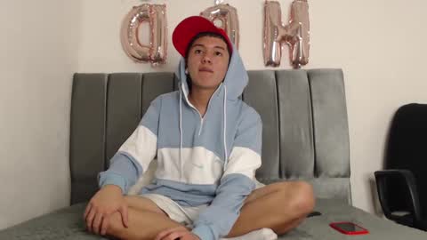 Owen online show from 12-04-24, 01:58