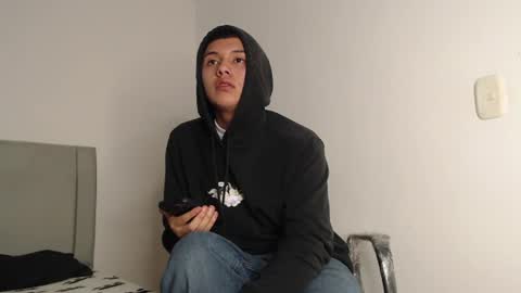 Snapshot of alex__lover chatting on 06-13-26, 07:06 Owen online show from 06-13-26, 07:06