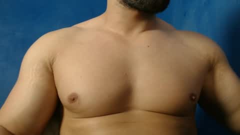 Snapshot of alex_blu chatting on 06-05-26, 11:49 Alex online show from 06-05-26, 11:49
