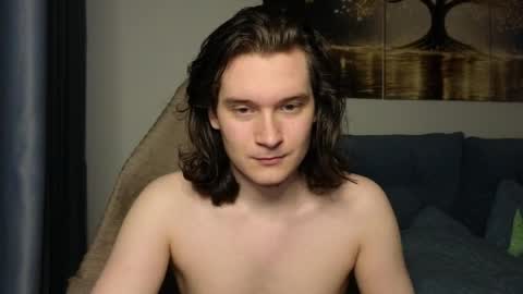 Snapshot of alex_candy_pump chatting on 05-19-26, 06:03 FAVORITE online show from 05-19-26, 06:03