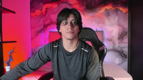 Snapshot of alex_cano chatting on 07-21-26, 12:40 alex online show from 07-21-26, 12:40