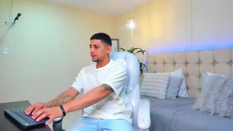 alex online show from 02-15-25, 12:22