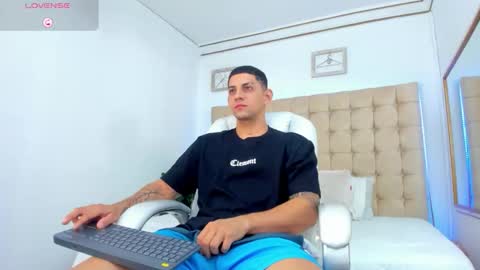 alex online show from 09-30-25, 11:59