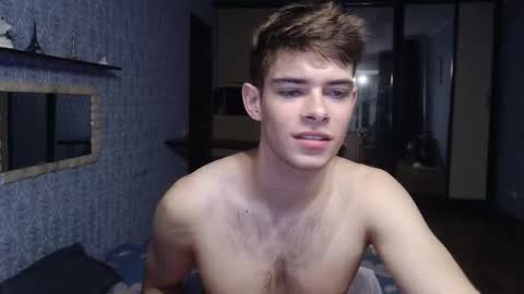 Snapshot of alex_man_01 chatting on 09-22-25, 10:12 Alex online show from 09-22-25, 10:12