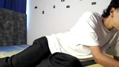 alex_mark_ online show from 04-16-26, 05:03