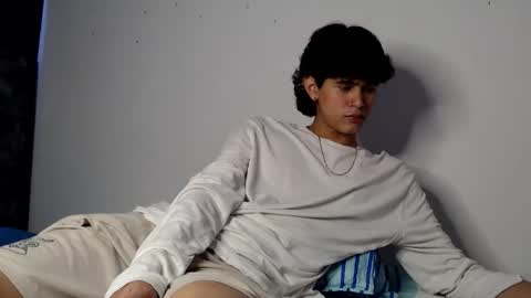 alex_mark_ online show from 05-26-26, 05:09