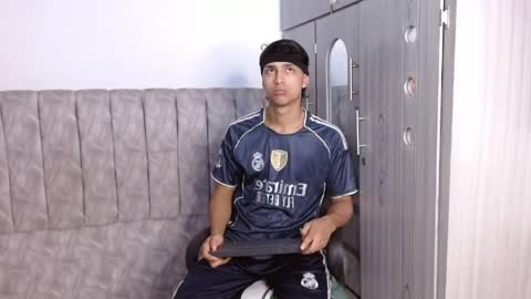 alex online show from 04-28-26, 12:42