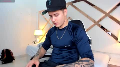 Alex  online show from 02-19-26, 06:59