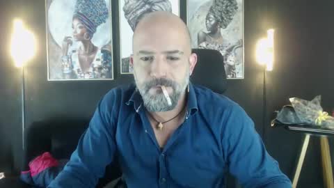 Alex Saints online show from 11-25-25, 01:38