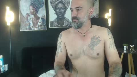 Alex Saints online show from 04-15-26, 04:58