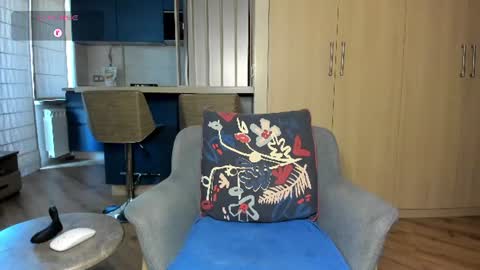 Alex S online show from 06-21-26, 08:17