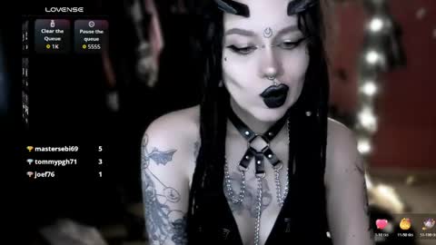 Snapshot of alex_succubus chatting on 06-07-26, 05:44 Alex Succubus online show from 06-07-26, 05:44