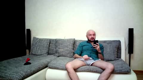 Alex and Tobey online show from 02-18-26, 04:30