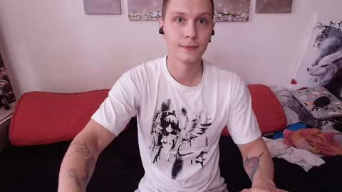 Alex WandHot online show from 06-16-26, 06:38