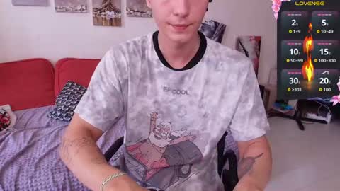 Alex WandHot online show from 07-10-26, 07:45