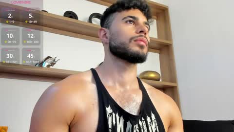 alex_wolf05 online show from 04-21-26, 07:39