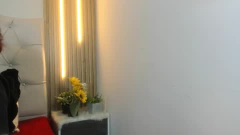 alexa_bravva online show from 12-18-25, 03:12