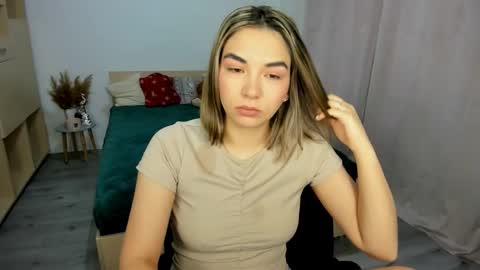 Snapshot of alexa_dolly chatting on 01-07-26, 08:06 Alexa online show from 01-07-26, 08:06