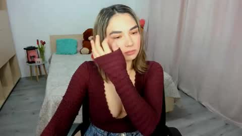 Snapshot of alexa_dolly chatting on 02-17-26, 07:38 Alexa online show from 02-17-26, 07:38