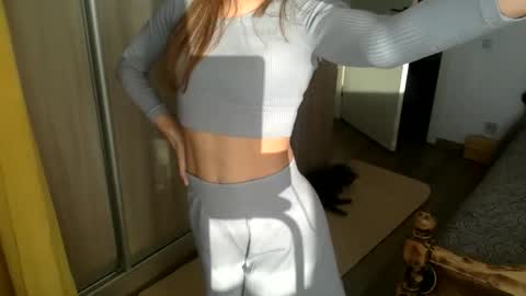 alexa_dreaam online show from 10-18-25, 06:58