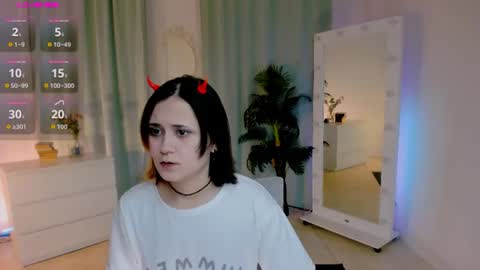 Snapshot of alexa_lexi chatting on 06-25-26, 11:26 alexa_lexi online show from 06-25-26, 11:26