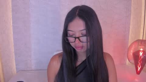 Alexa Millers online show from 11-20-25, 06:57