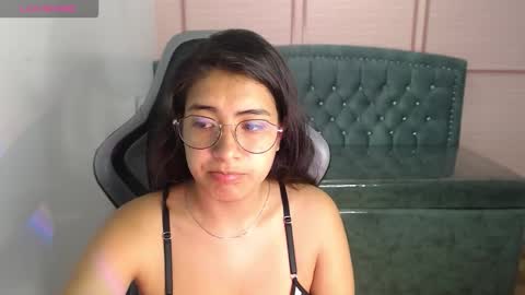 Alexandra online show from 10-15-25, 11:43