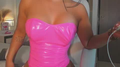 Snapshot of alexa_tobar chatting on 02-21-25, 03:12 alexa_tobar online show from 02-21-25, 03:12