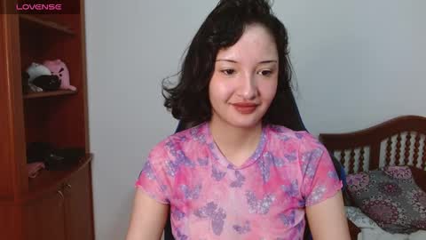 Snapshot of alexaa08 chatting on 10-07-25, 01:41 Alexandra 3 online show from 10-07-25, 01:41