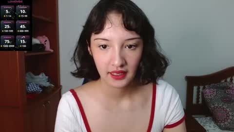 Snapshot of alexaa08 chatting on 10-08-25, 12:47 Alexandra 3 online show from 10-08-25, 12:47