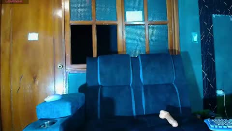 Alexa  y tom online show from 05-12-26, 01:36