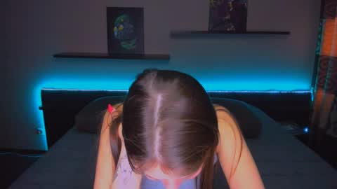 angel online show from 04-09-26, 12:54