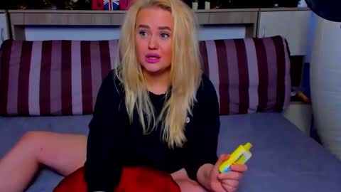 Snapshot of alexalavibes chatting on 02-21-26, 06:36 AlexaLaVibes online show from 02-21-26, 06:36