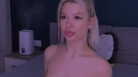 Alexa Mason online show from 01-27-25, 04:30