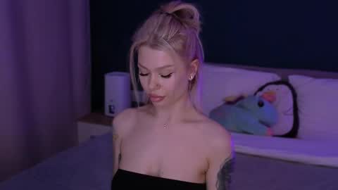 Alexa Mason online show from 02-20-25, 03:41