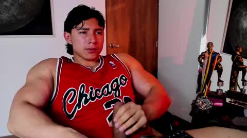 Alex online show from 05-27-26, 12:40