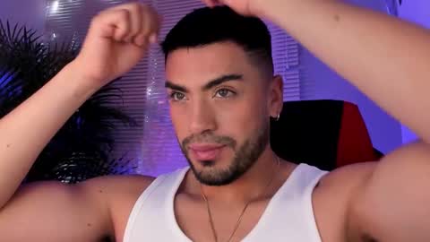 Snapshot of alexander_diiaz chatting on 09-17-25, 11:56 Alexander Diaz online show from 09-17-25, 11:56