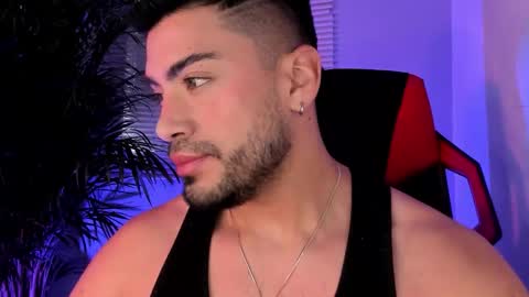 Snapshot of alexander_diiaz chatting on 09-26-25, 02:21 Alexander Diaz online show from 09-26-25, 02:21