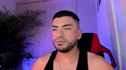 Snapshot of alexander_diiaz chatting on 09-30-25, 10:42 Alexander Diaz online show from 09-30-25, 10:42