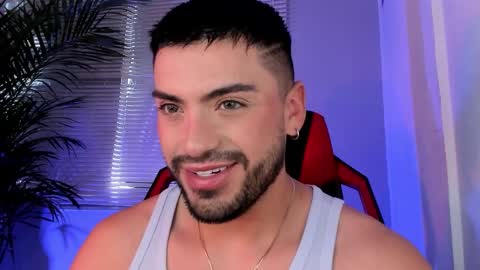 Snapshot of alexander_diiaz chatting on 10-04-25, 12:58 Alexander Diaz online show from 10-04-25, 12:58