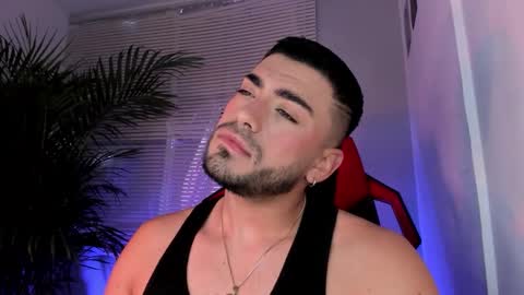 Snapshot of alexander_diiaz chatting on 10-07-25, 10:56 Alexander Diaz online show from 10-07-25, 10:56