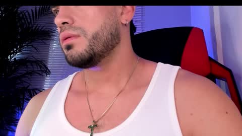 Snapshot of alexander_diiaz chatting on 10-15-25, 02:39 Alexander Diaz online show from 10-15-25, 02:39