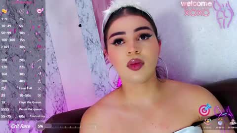 Snapshot of alexandra_evanz chatting on 01-18-25, 04:10 Alexandra Spellman online show from 01-18-25, 04:10